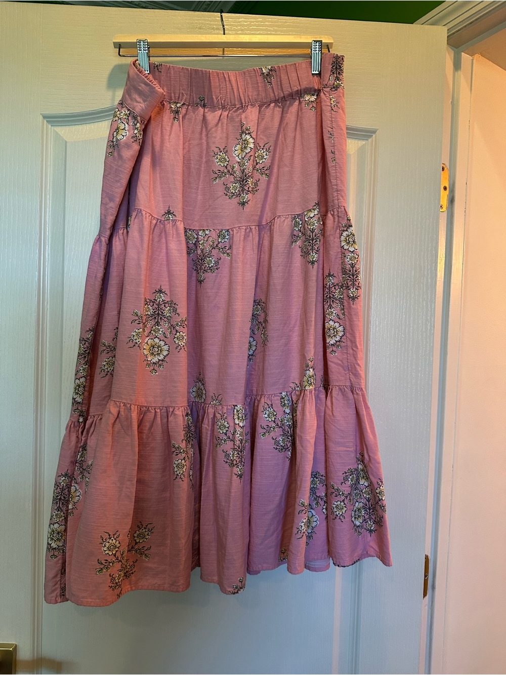LC Lauren Conrad Plus Size Pink Floral Tiered Maxi Skirt